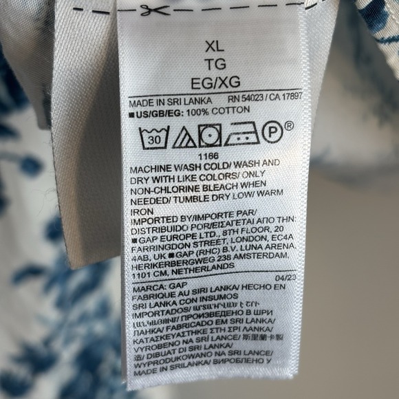 GAP x LoveShackFancy Top XL Button Down Cropped Boxy Floral Romantic Blue White - Picture 10 of 16